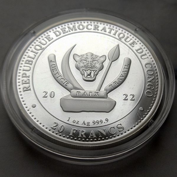 Серебряная монета Медведь 2022 г. 1 унция, 31,1 г чистого серебра, Конго MEDV-DRK фото